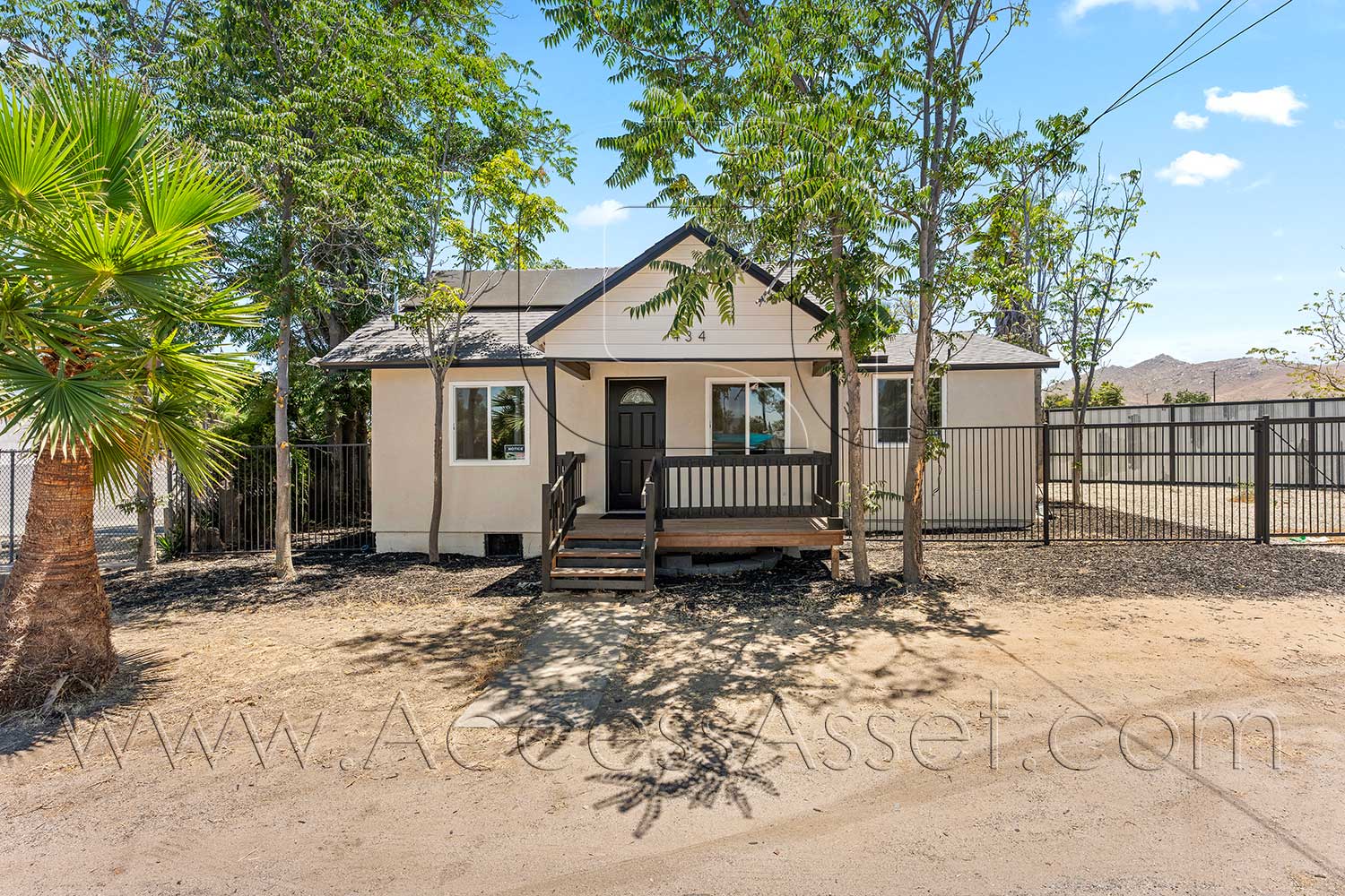 Photo 1 of 3-bedroom rental home in Riverside